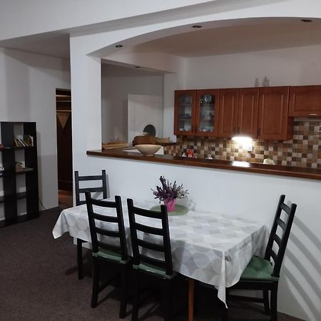 Apartmany Ceska Skola Lipova  外观 照片